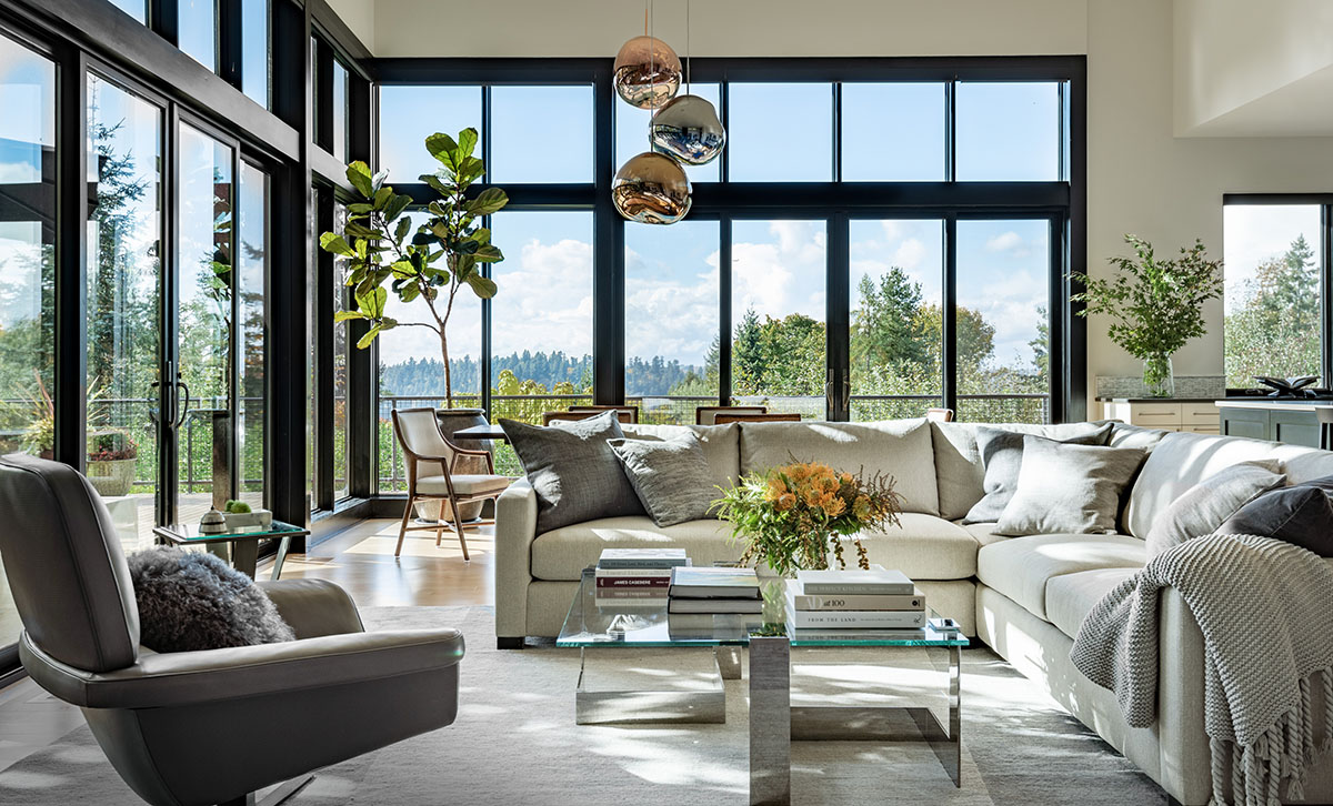 Contemporary, Light-Filled Interior Design