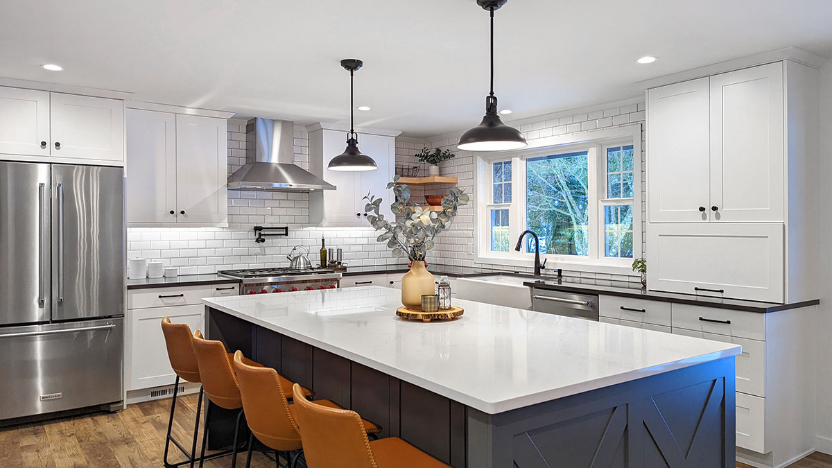 Modern Grand Kitchen - NKBA